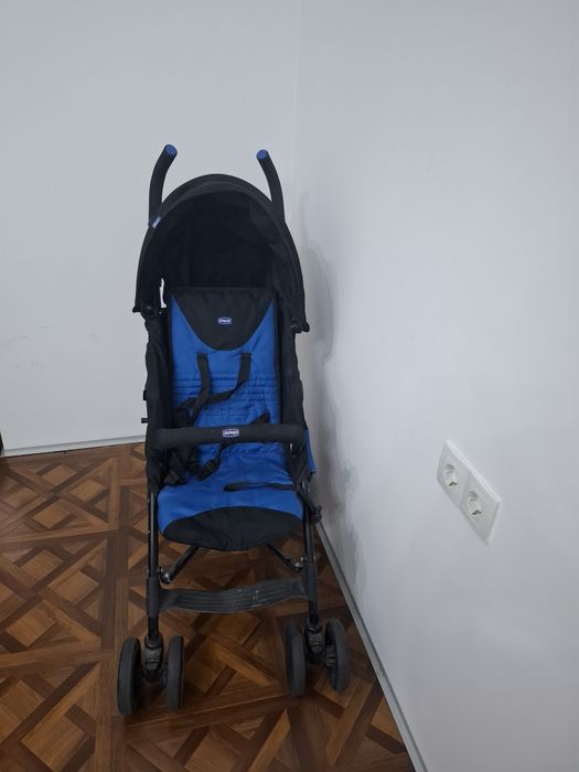 Продам прогулочную каляску