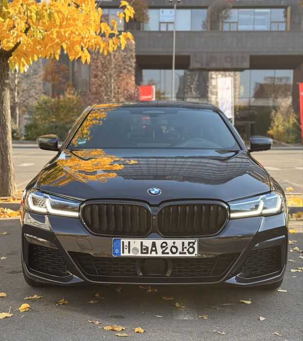 BMW G30LCI 520i MildHybrid M/Laser/Trapa/360/Garantie/Cheie display