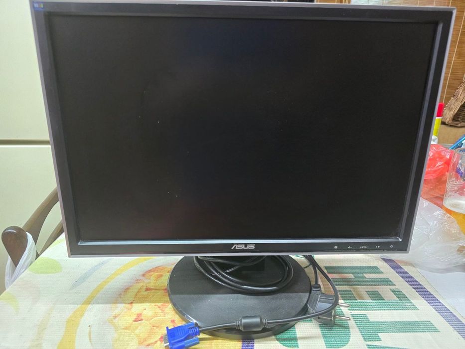 Монитор плосък LCD ASUS /LOC