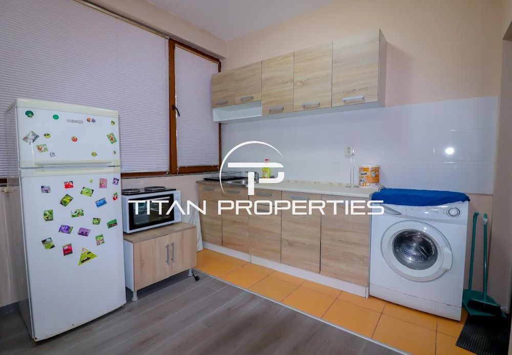 Дава се под наем Едностаен апартамент в Варна, Бриз - 38 кв.м за 275 € - Снимка #3