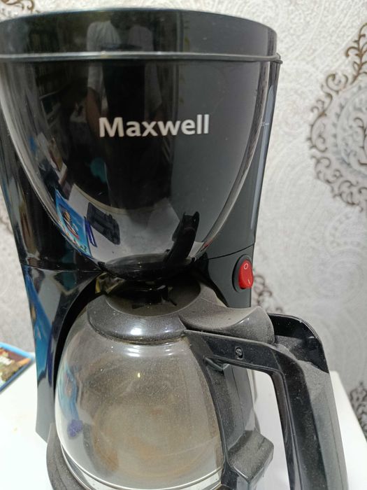Продам кофеварку maxwell