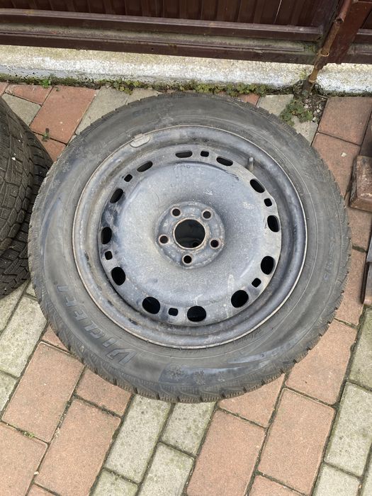 Vand anvelope/cauciucuri iarna cu jante 195/55 R 15