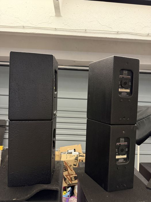 Boxe profesionale 8” Martin Audio EM26