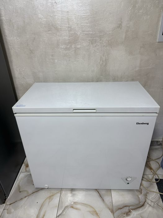 Продам морозильник.