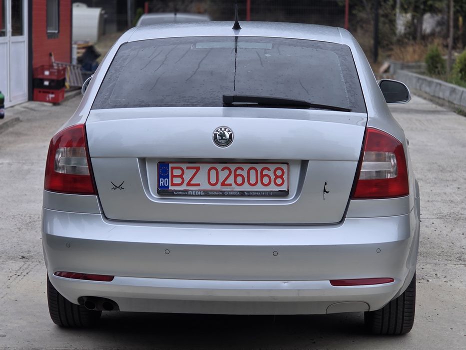 SKODA Octavia 2010 — imagine 5