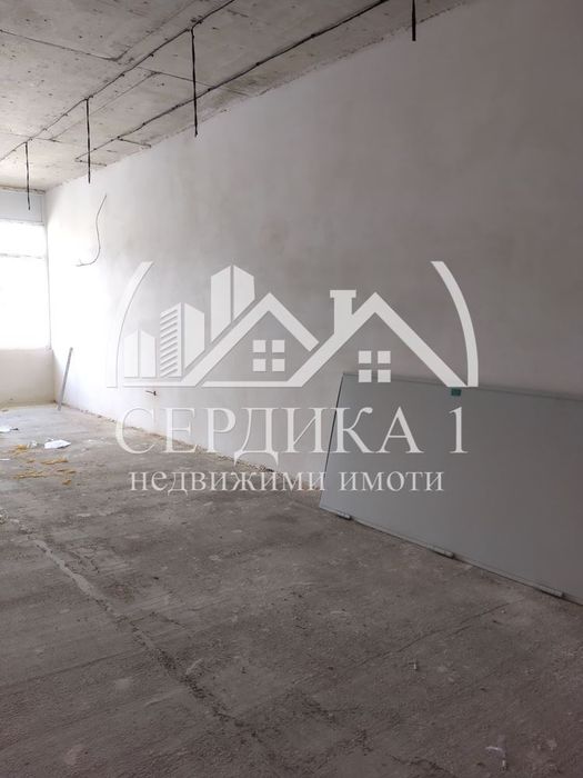 Продава се Многостаен апартамент в Дупница - 195 кв.м за 958 €/кв.м - Снимка #2