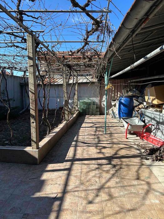 Продавам къща в с. Смочево