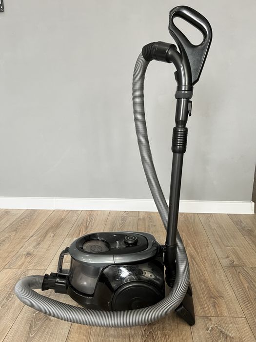 Циклонный пылесос Samsung