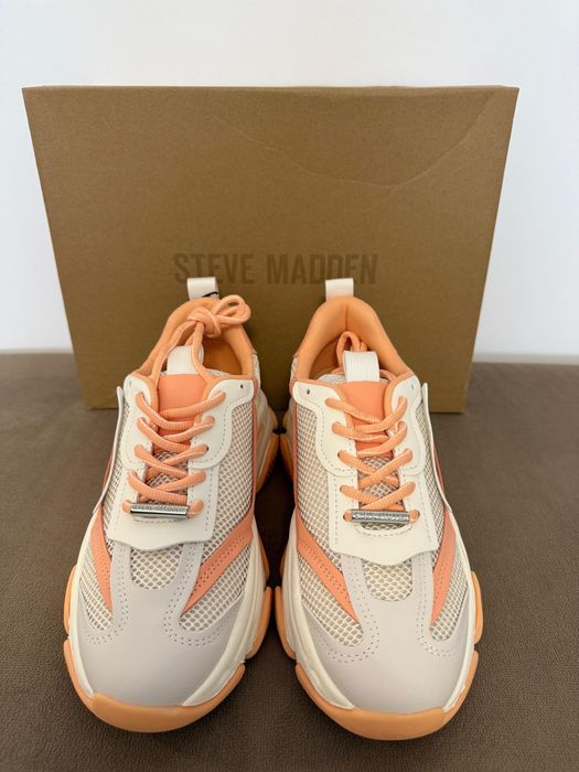 Adidasi Steve Madden noi, originali, cu eticheta 38