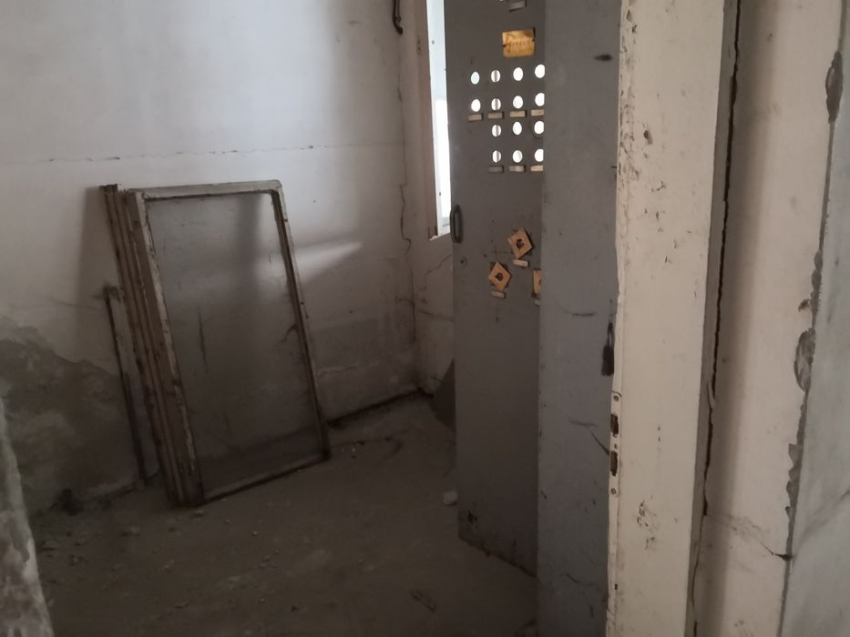 Помещение склад под наем комплекс Христо Ботев