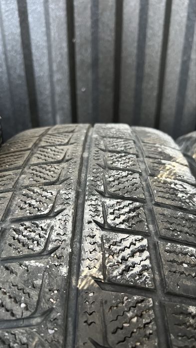 Резина зимняя.