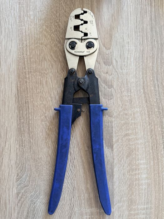 Cleste sertizat pini mari