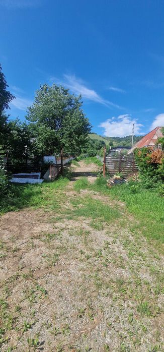 Afacere la pret de casa - Spatiu comercial 1035mp + teren 1000mp