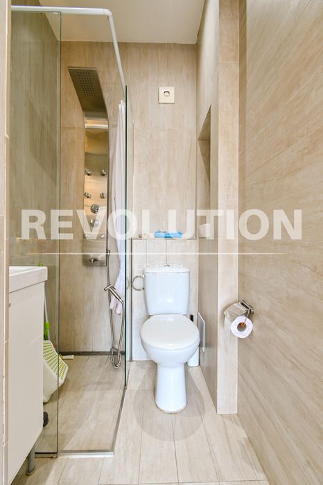 Дава се под наем Тристаен апартамент в София, Яворов - 100 кв.м за 870 € - Снимка #11