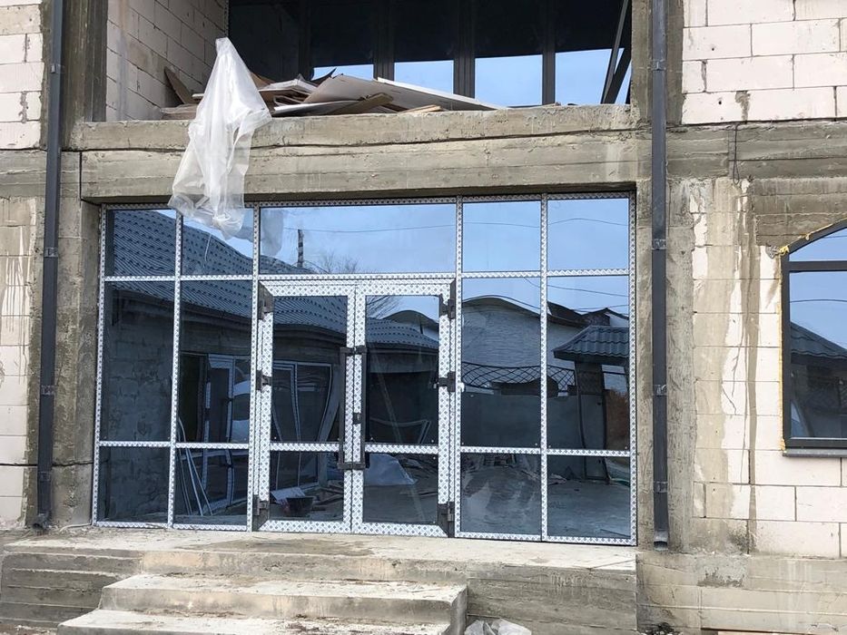 Пластиковые окна Двери