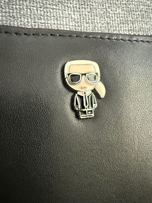 Чисто ново протмоне от естествена кожа Karl lagerfeld