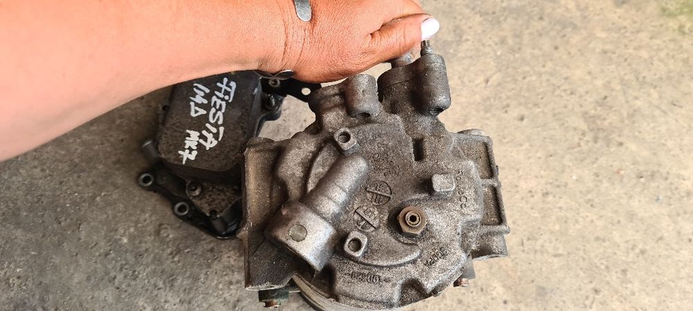 Disc,placa presiune,racitor ulei,compresor clima ford fiesta mk7,1.4 D
