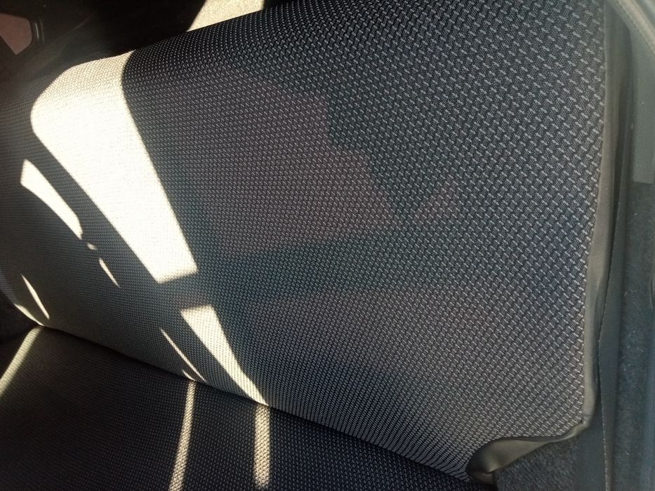 Продам чехлы комплект для ваз 2114