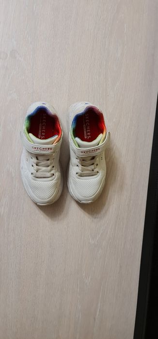adidasi skechers copii