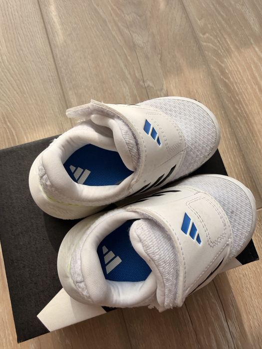 Детские кроссовки Adidas