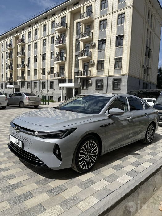 Chery Arrizo 8 Hybrid (PHEV)