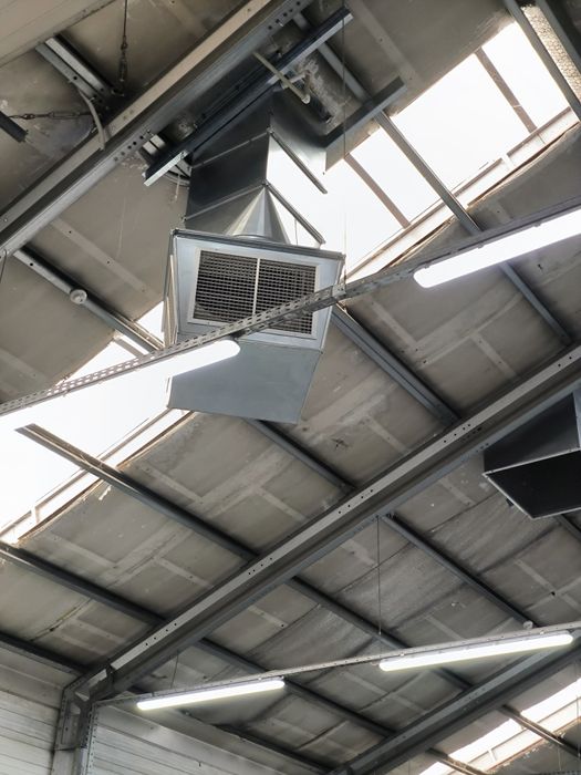 Montaj A/C aer conditionat chiller frigo Personalautorizat Garantie