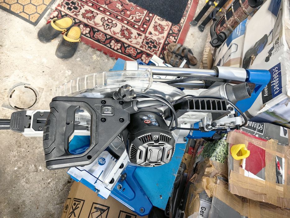 Комбиниран потапящ циркуляр за ъглово рязане Scheppach HM305SL