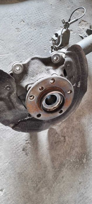 Fuzeta fata stanga dreapta Xdrive BMW F20 F21 F22 F23 F30 F31 F32 F33