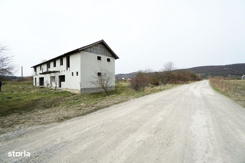 Investitie! Imobil in Podul Olt, 332mp si teren 1271mp