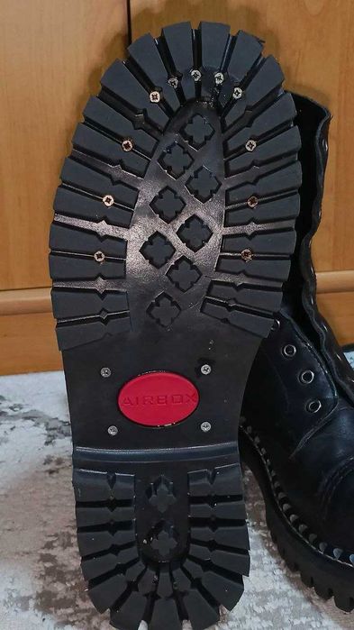 Тяжелые ботинки Airbox