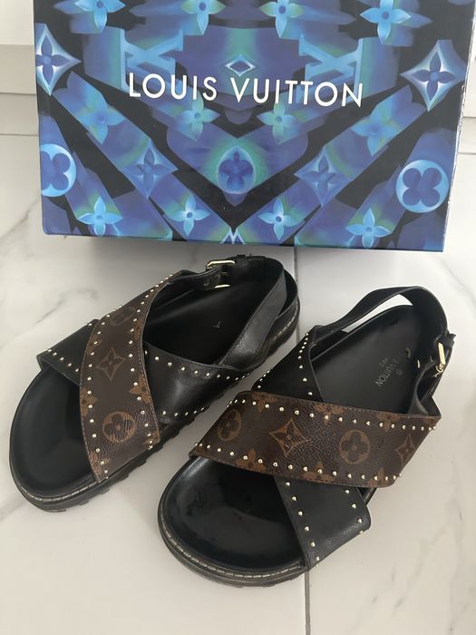 Продам кожанную обувь