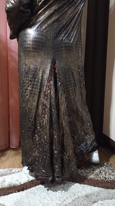 Срочно продам одежду эксклюзивного пошива