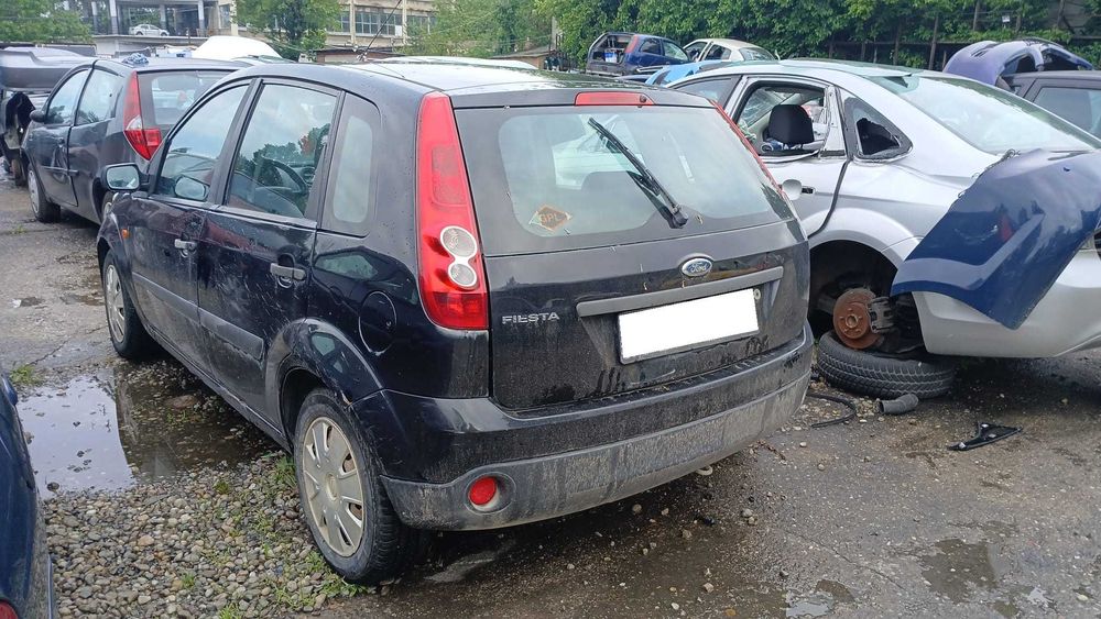 Dezmembrez Ford Fiesta 1.3 Benzina Din 2008 - FUJA