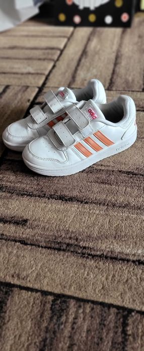 Adidas Nike nr 32