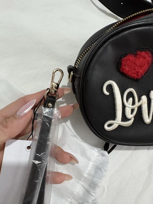 Оригинална чанта Versace jeans couture Love Moschino