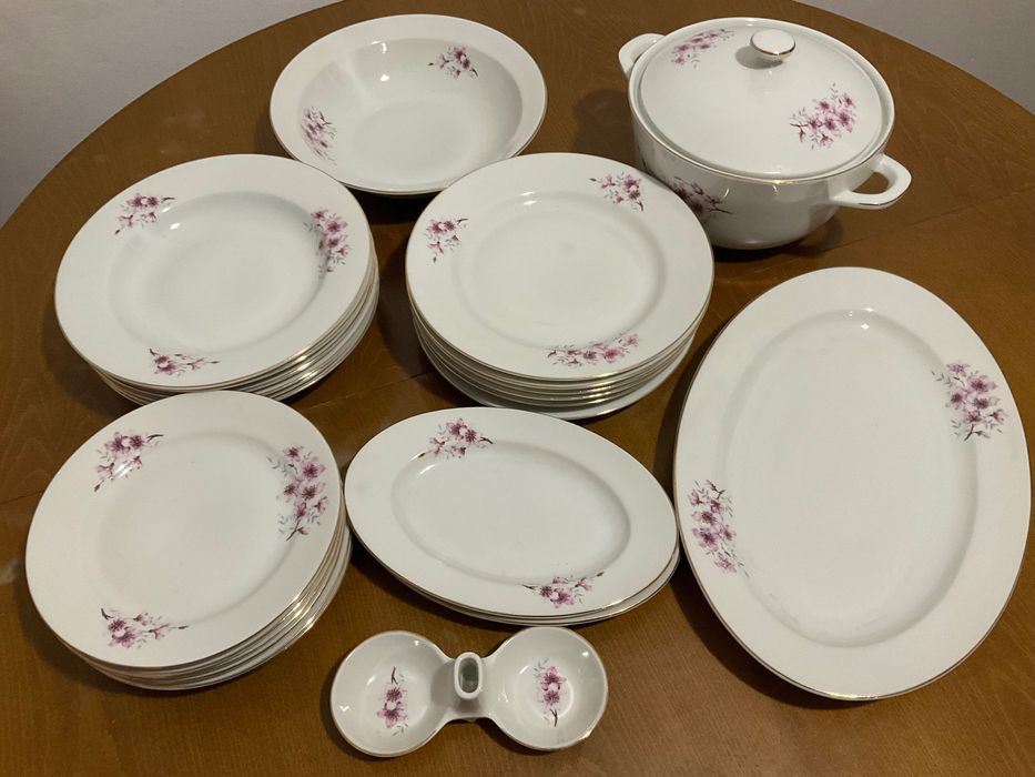 Сервиз за хранене