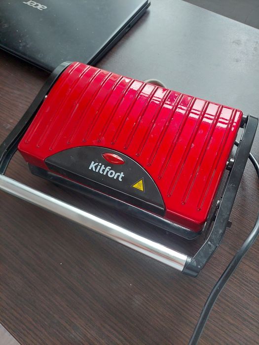 Вафельница, сендвичница КитФорт, Kitfort