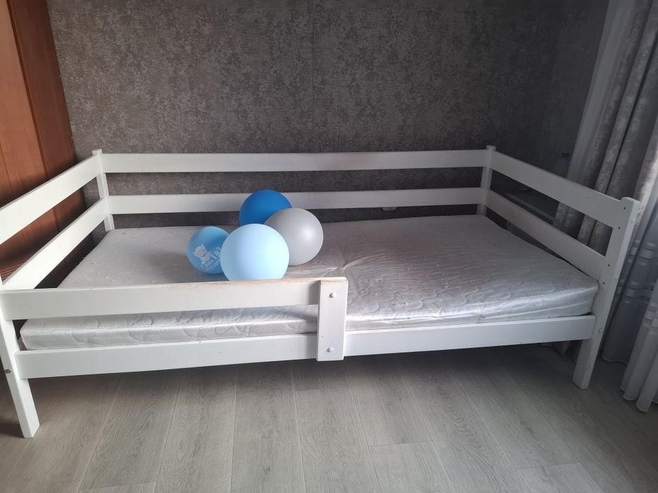 Продам детскую кровать