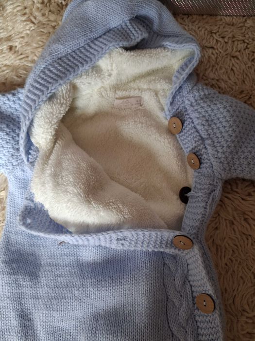 Космонавт за бебе