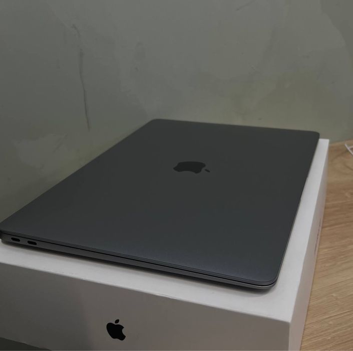 MacBook Air 13 (2020, M1)