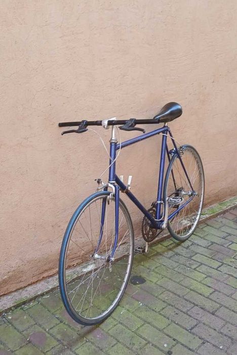 Bicicleta cursiera clasica usoara