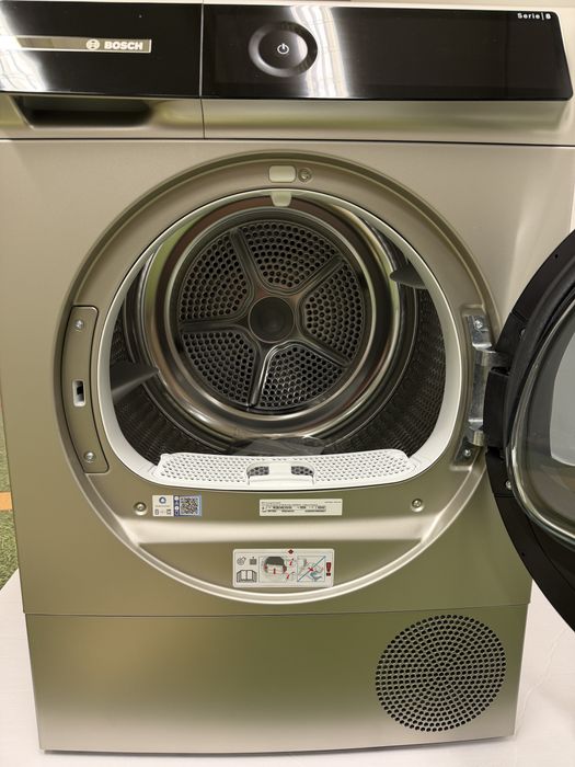 Сушилня BOSCH 9.0 kg кондезационна с термопомпа