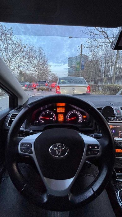 Toyota Avensis 2013 2.0 diesel