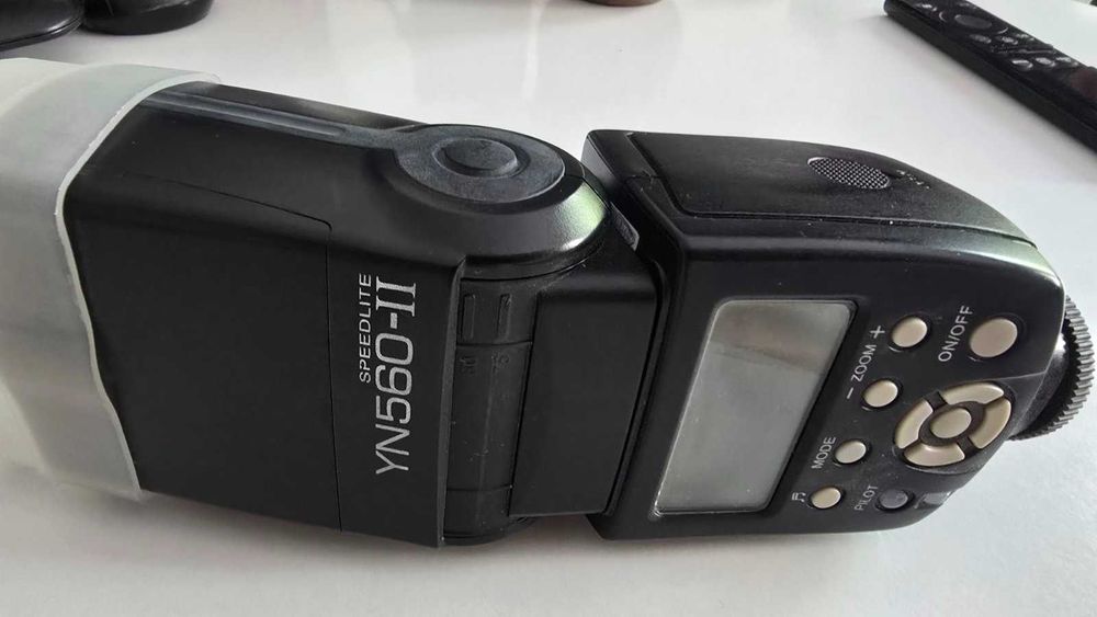 Светкавица Speedlite YN560-II