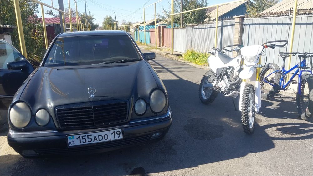 Продается машина с мотоциклом