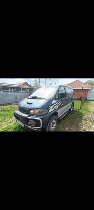 Продам Мицубиси Делика