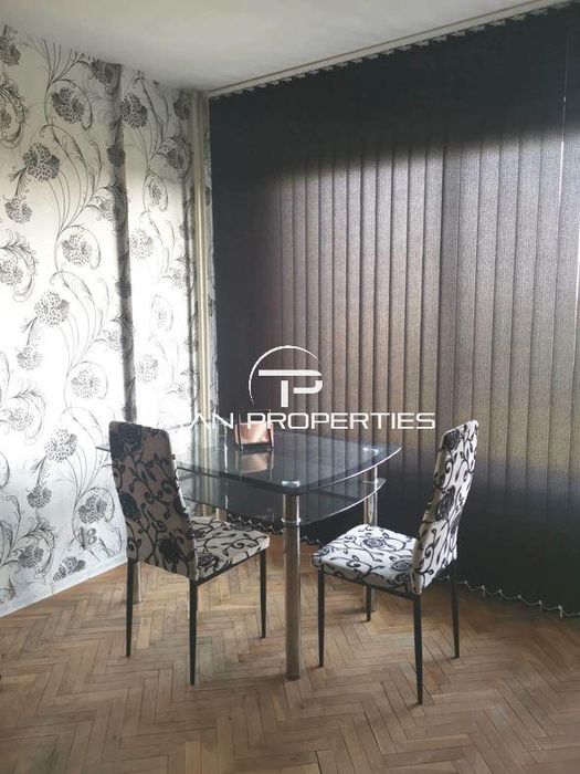 Дава се под наем Двустаен апартамент в Варна, Левски - 65 кв.м за 450 € - Снимка #2