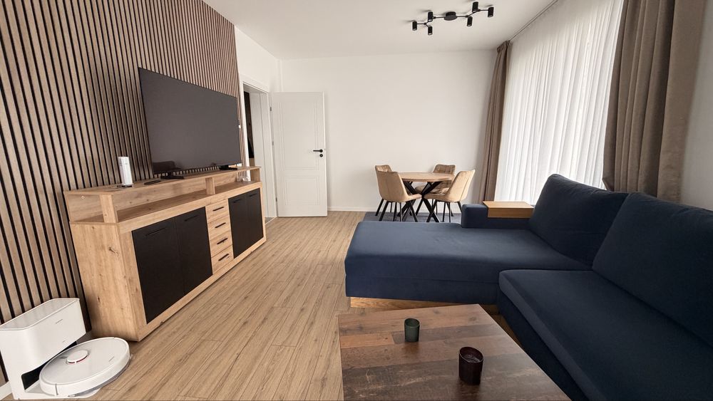 Inchiriez apartament