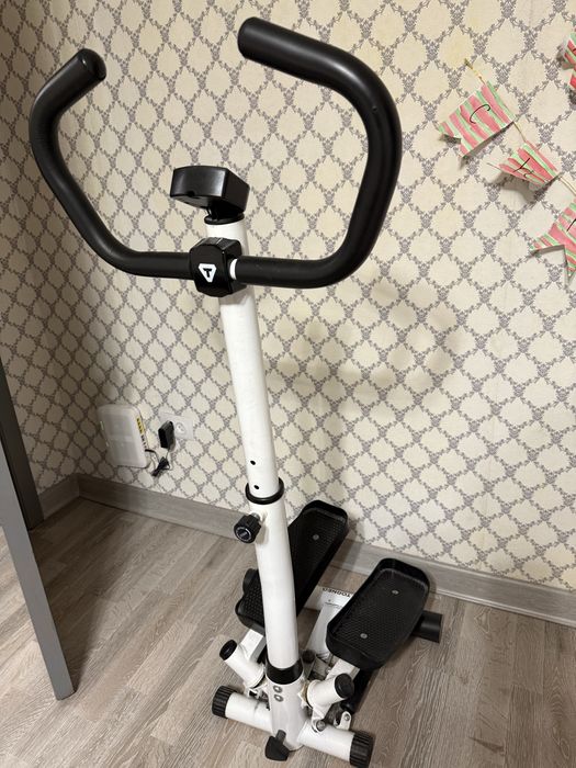 Тренажер Степпер с рулем с циферблатом