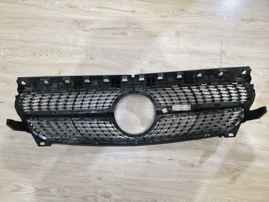 Решетка за Mercedes CLA C117 W117 X117